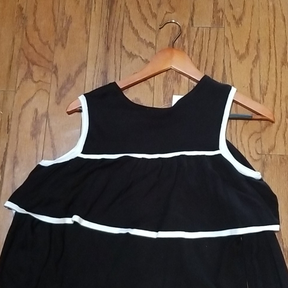 Cold Shoulder top - Picture 8 of 9